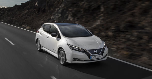 Najprodavaniji Nissan LEAF samo godinu dana od predstavljanja dobija sve pohvale širom Evrope
