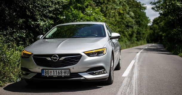 Garaža test: Opel Insignia Grand Sport 2.0 CDTI Innovation