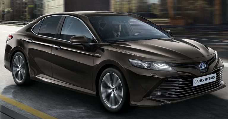 Toyotini partneri, TAGO CAR, TOYOTA CENTAR BEOGRAD i MAG, predstavili najnovije izdanje modela Camry