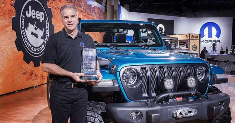 Jeep® Wrangler osvojio desetu u nizu SEMA nagradu „4×4/SUV godine“