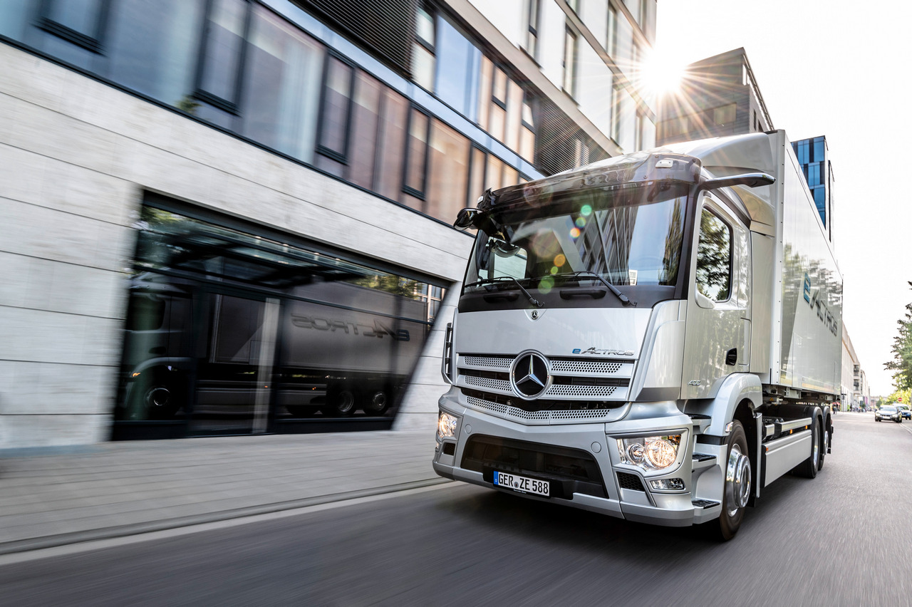 Mercedes-Benz eActros Weltpremiere 2021 // Mercedes-Benz eActros world premiere 2021