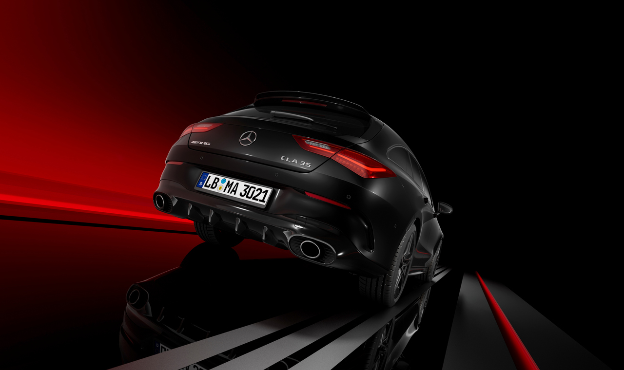 Zahlreiche Updates machen CLA und CLA Shooting Brake von Mercedes-AMG noch begehrenswerter: CLA 35 4MATIC Coupé (vorläufige Werte WLTP: Kraftstoffverbrauch kombiniert 8,5-8,1 l/100 km, CO2-Emissionen kombiniert 193-185 g/km) und CLA 35 4MATIC Shooting Brake (vorläufige Werte WLTP: Kraftstoffverbrauch kombiniert 8,7-8,3 l/100 km, CO2-Emissionen kombiniert 197-189 g/km) sowie die Topmodelle CLA 45 S 4MATIC+ Coupé (vorläufige Werte WLTP: Kraftstoffverbrauch kombiniert 9,0-8,7 l/100 km, CO2-Emissionen kombiniert 205-196 g/km) und CLA 45 S 4MATIC+ Shooting Brake (Kraftstoffverbrauch kombiniert 9,2-8,8 l/100 km, CO2-Emissionen kombiniert 209-201 g/km) // Numerous updates make the CLA and CLA Shooting Brake from Mercedes-AMG even more desirable: CLA 35 4MATIC Coupé (WLTP preliminary values: fuel consumption combined 8.5-8.1 l/100 km; CO2 emissions combined 193-185 g/km)[1] and CLA 35 4MATIC Shooting Brake (WLTP preliminary values: fuel consumption combined 8.7-8.3 l/100 km; CO2 emissions combined 197-189 g/km) and the two top models CLA 45 S 4MATIC+ Coupé (WLTP preliminary values: fuel consumption combined 9.0-8.7 l/100 km; CO2 emissions combined 205-196 g/km) and CLA 45 S 4MATIC+ Shooting Brake (fuel consumption combined 9.2-8.8 l/100 km; CO2 emissions combined 209-201 g/km)*<br /> *Angaben zu Kraftstoffverbrauch und CO2-Emissionen sind vorläufig und wurden intern nach Maßgabe der Zertifizierungsmethode „WLTP-Prüfverfahren“ ermittelt. Es liegen bislang weder bestätigte Werte von einer amtlich anerkannten Prüforganisation noch eine EG-Typgenehmigung noch eine Konformitätsbescheinigung mit amtlichen Werten vor. Abweichungen zwischen den Angaben und den amtlichen Werten sind möglich.// Data on fuel consumption and CO2 emissions are provisional and have been determined internally in accordance with the ”WLTP test procedure” certification method. To date, there are neither confirmed values from an officially recognised testing organisation nor an EC type appr