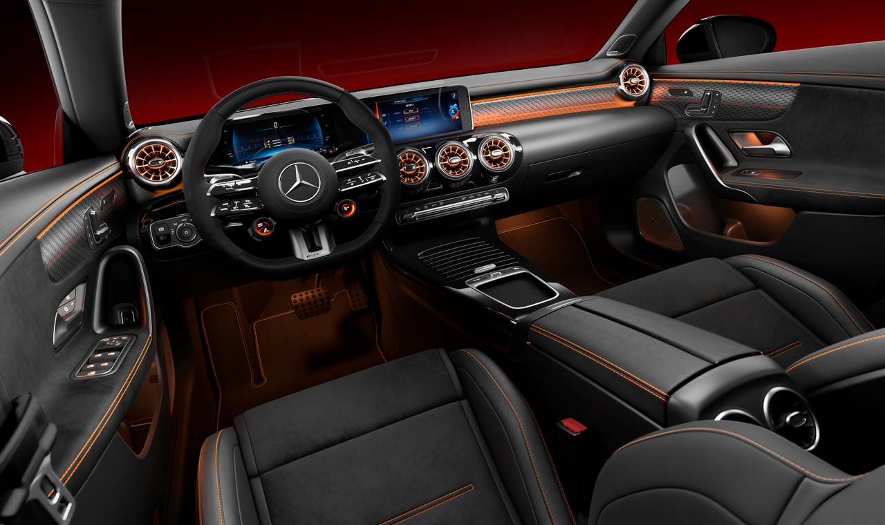 Zahlreiche Updates machen CLA und CLA Shooting Brake von Mercedes-AMG noch begehrenswerter: CLA 35 4MATIC Coupé (vorläufige Werte WLTP: Kraftstoffverbrauch kombiniert 8,5-8,1 l/100 km, CO2-Emissionen kombiniert 193-185 g/km) und CLA 35 4MATIC Shooting Brake (vorläufige Werte WLTP: Kraftstoffverbrauch kombiniert 8,7-8,3 l/100 km, CO2-Emissionen kombiniert 197-189 g/km) sowie die Topmodelle CLA 45 S 4MATIC+ Coupé (vorläufige Werte WLTP: Kraftstoffverbrauch kombiniert 9,0-8,7 l/100 km, CO2-Emissionen kombiniert 205-196 g/km) und CLA 45 S 4MATIC+ Shooting Brake (Kraftstoffverbrauch kombiniert 9,2-8,8 l/100 km, CO2-Emissionen kombiniert 209-201 g/km) // Numerous updates make the CLA and CLA Shooting Brake from Mercedes-AMG even more desirable: CLA 35 4MATIC Coupé (WLTP preliminary values: fuel consumption combined 8.5-8.1 l/100 km; CO2 emissions combined 193-185 g/km)[1] and CLA 35 4MATIC Shooting Brake (WLTP preliminary values: fuel consumption combined 8.7-8.3 l/100 km; CO2 emissions combined 197-189 g/km) and the two top models CLA 45 S 4MATIC+ Coupé (WLTP preliminary values: fuel consumption combined 9.0-8.7 l/100 km; CO2 emissions combined 205-196 g/km) and CLA 45 S 4MATIC+ Shooting Brake (fuel consumption combined 9.2-8.8 l/100 km; CO2 emissions combined 209-201 g/km)*<br /> *Angaben zu Kraftstoffverbrauch und CO2-Emissionen sind vorläufig und wurden intern nach Maßgabe der Zertifizierungsmethode „WLTP-Prüfverfahren“ ermittelt. Es liegen bislang weder bestätigte Werte von einer amtlich anerkannten Prüforganisation noch eine EG-Typgenehmigung noch eine Konformitätsbescheinigung mit amtlichen Werten vor. Abweichungen zwischen den Angaben und den amtlichen Werten sind möglich.// Data on fuel consumption and CO2 emissions are provisional and have been determined internally in accordance with the ”WLTP test procedure” certification method. To date, there are neither confirmed values from an officially recognised testing organisation nor an EC type appr