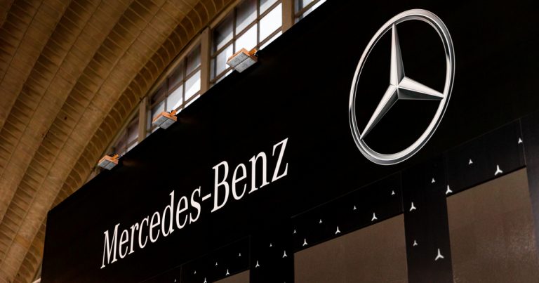 Zvezdani luksuz: Mercedes-Benz na 55. Međunarodnom salonu automobila u Beogradu
