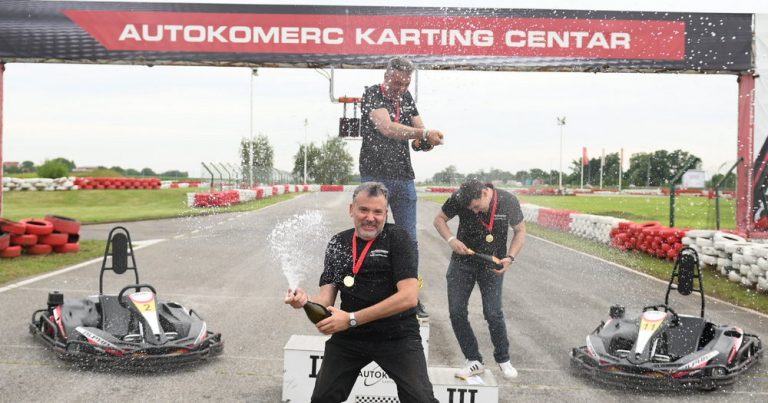 Autokomerc Karting centar organizovao veliku karting trku za novinare