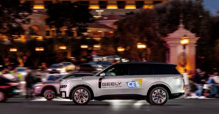 Lynk & Co podržava grupaciju Geely Auto izlaganjem svojih modela na sajmu CES 2026 u Las Vegasu